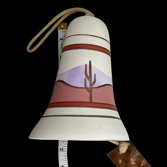 Vintage Southwestern pottery bell/windchime, Handpainted - Picture 6 of 6